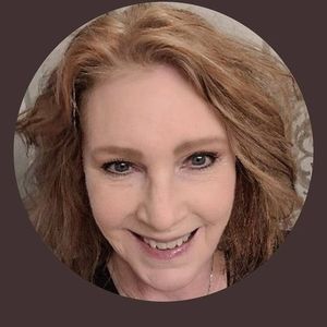 Meet your Posher, Loree